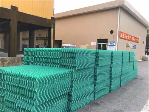 閉式冷卻塔起源設計運行特點(閉式冷卻塔價格)